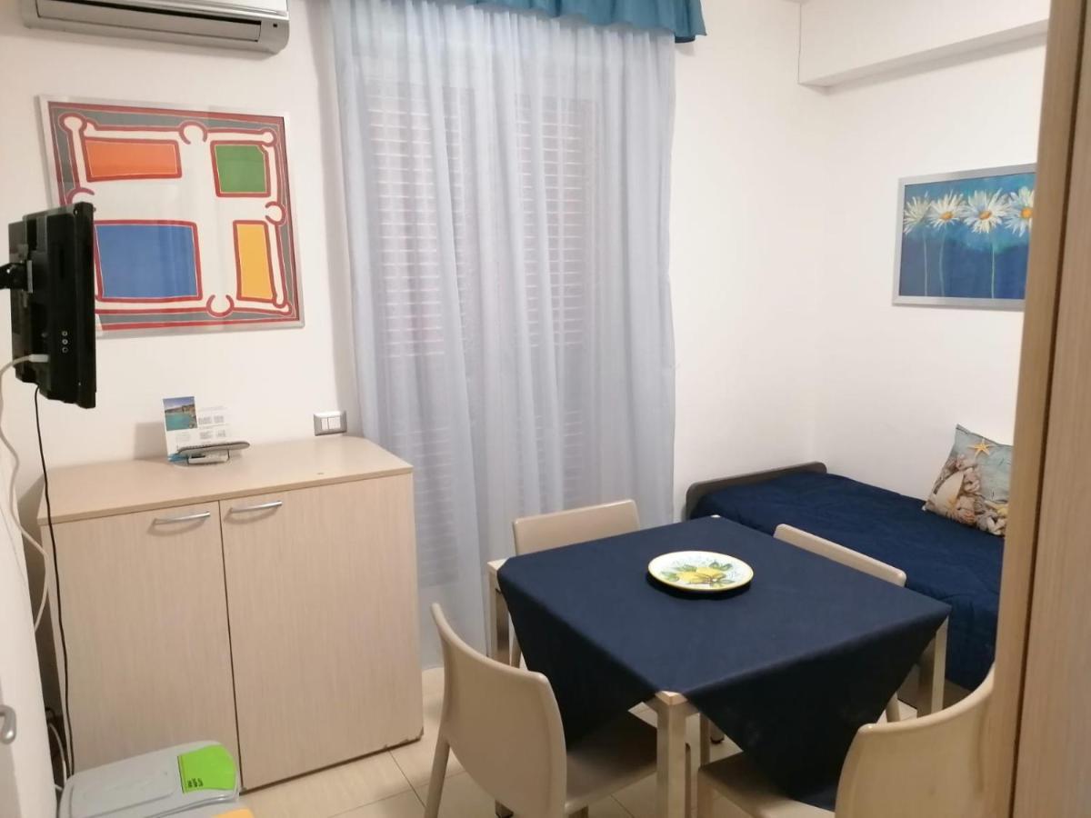 Il Cantone Del Faro Giardini-Naxos Kültér fotó