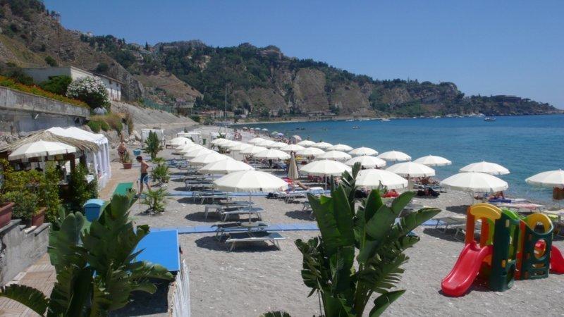Il Cantone Del Faro Giardini-Naxos Kültér fotó